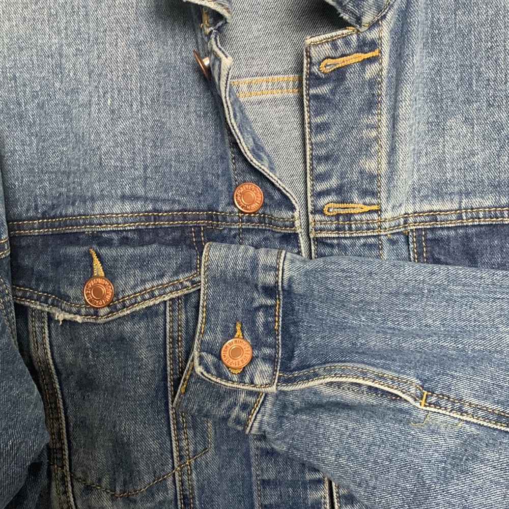 Forever 21 Men Blue Denim Distressed Jacket - Medium - Picture 10 of 11